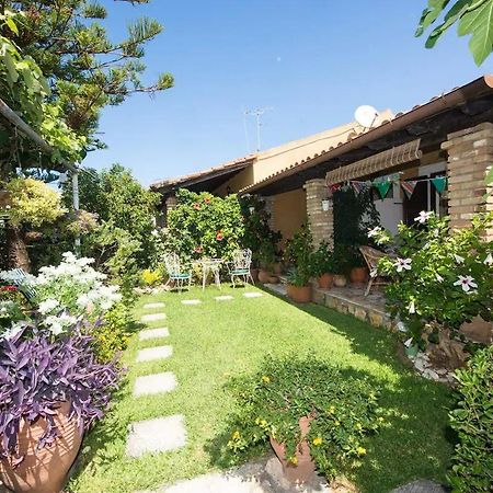 Villa Tina Country Beach Apartments 阿查拉维 外观 照片