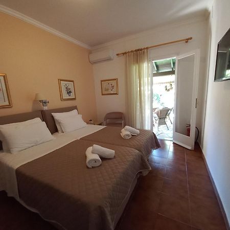 Villa Tina Country Beach Apartments 阿查拉维 客房 照片