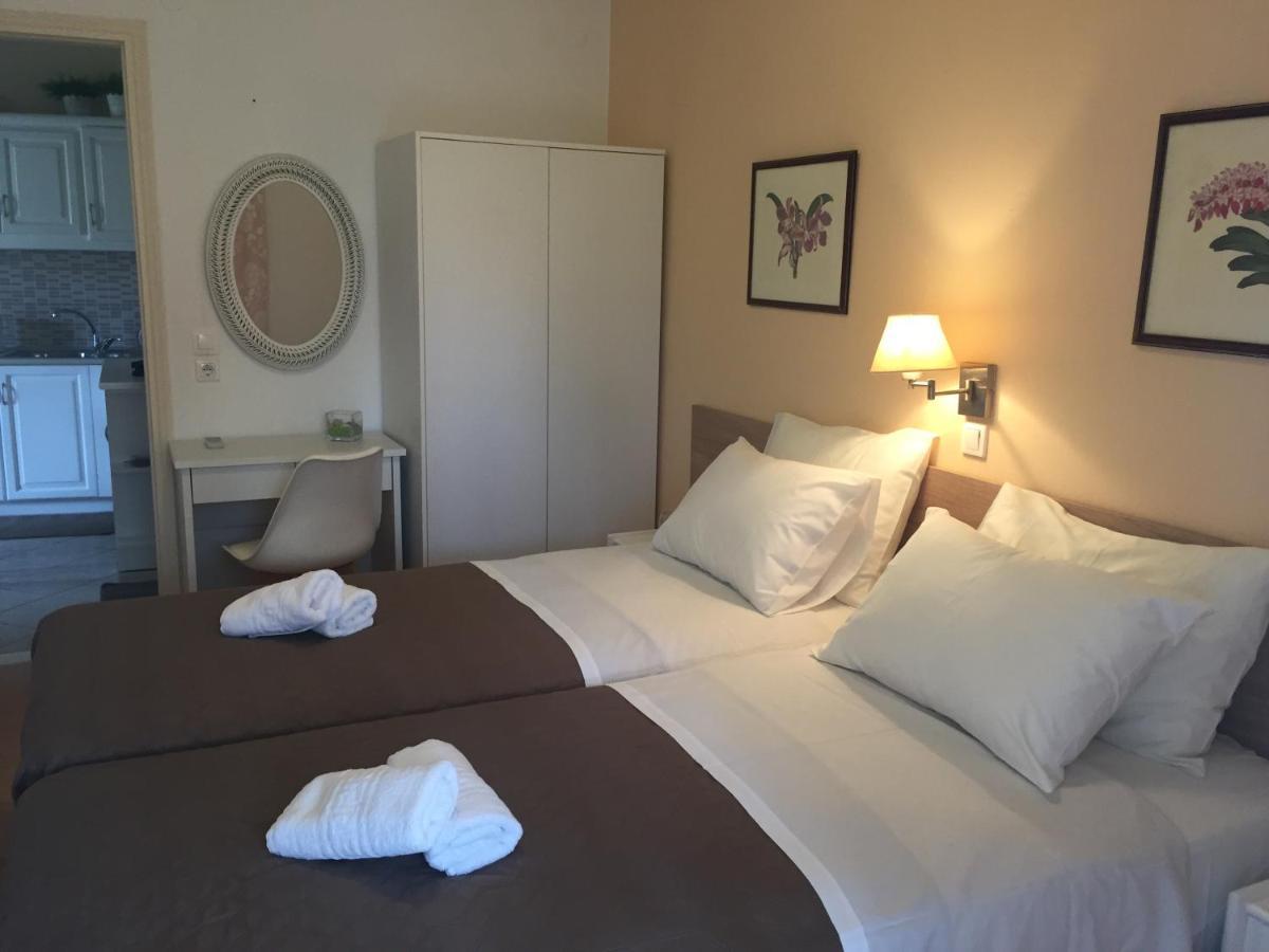 Villa Tina Country Beach Apartments 阿查拉维 外观 照片