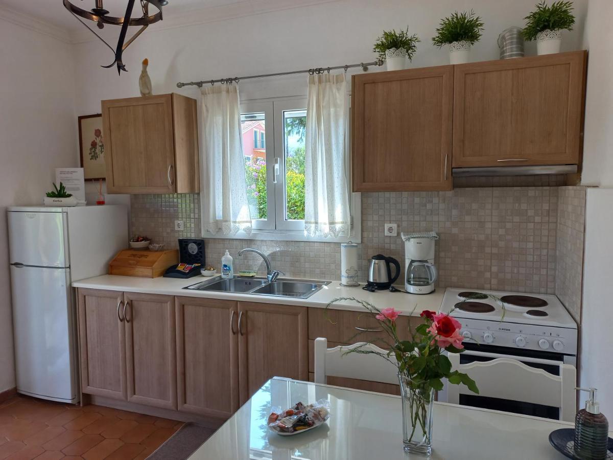 Villa Tina Country Beach Apartments 阿查拉维 外观 照片