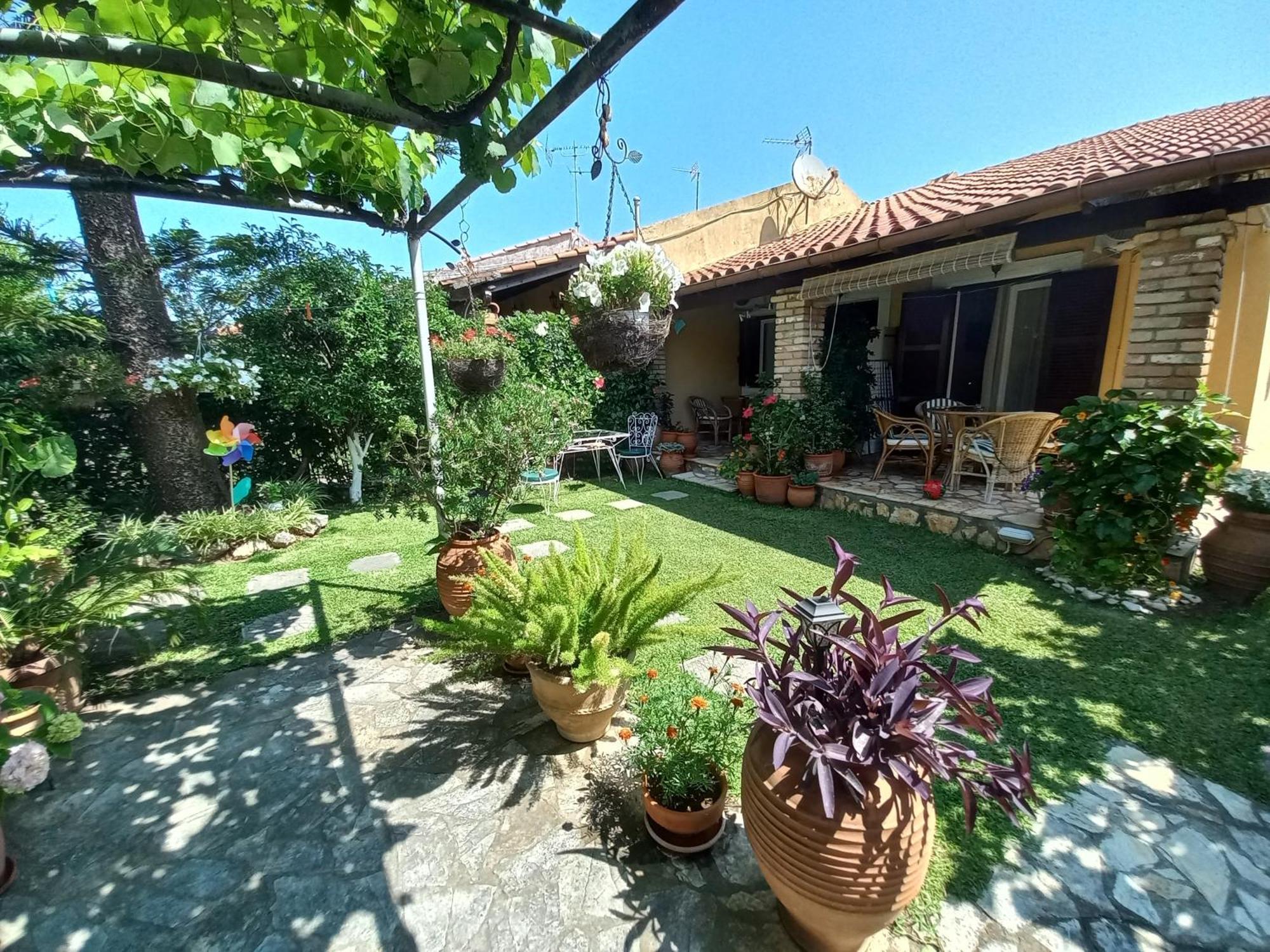 Villa Tina Country Beach Apartments 阿查拉维 客房 照片